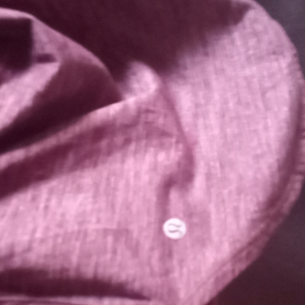 Lululemon work out top - Picture 2 of 6